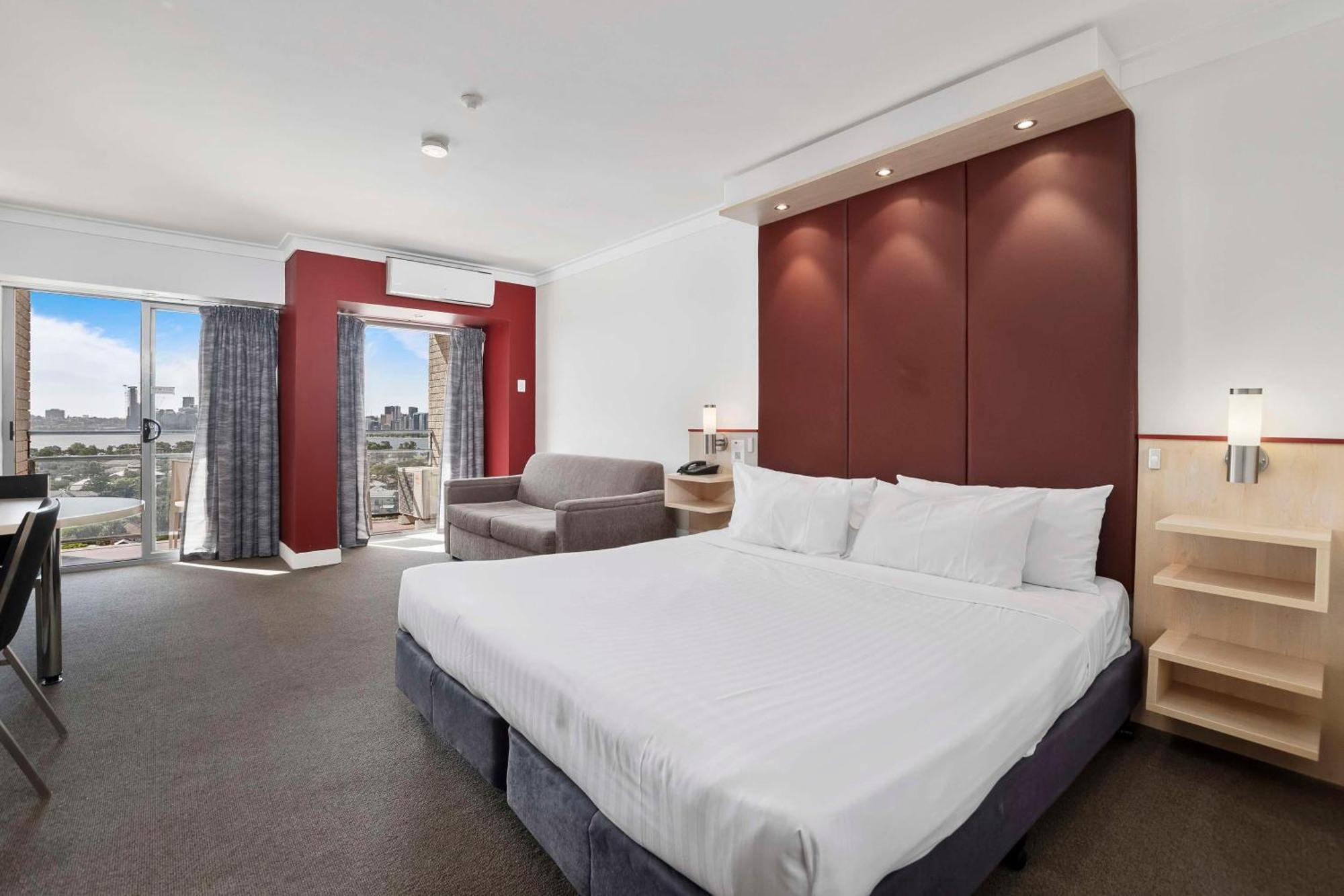 Metro Hotel Perth Exteriör bild